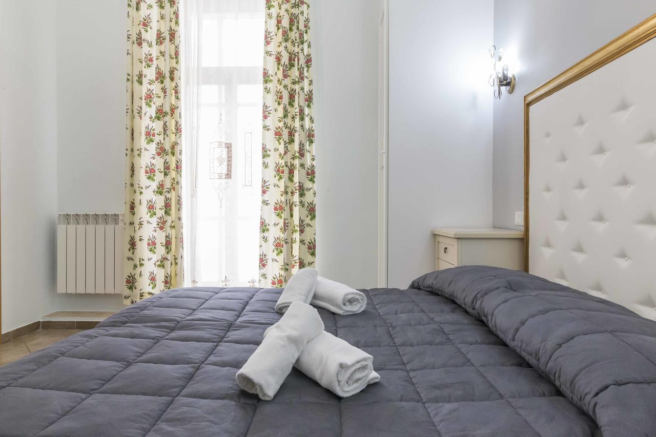 Albachiara Guest House ローマ エクステリア 写真