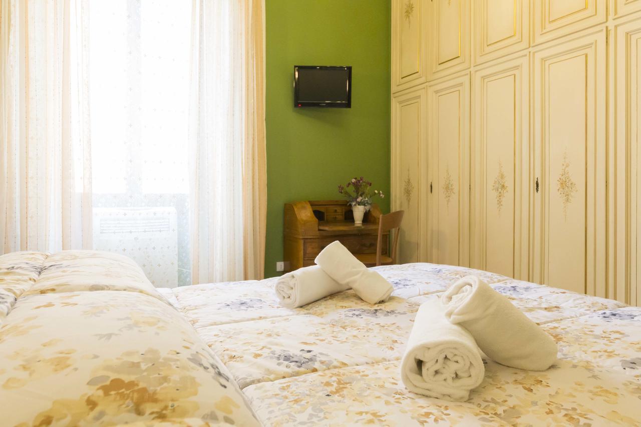 Albachiara Guest House ローマ エクステリア 写真