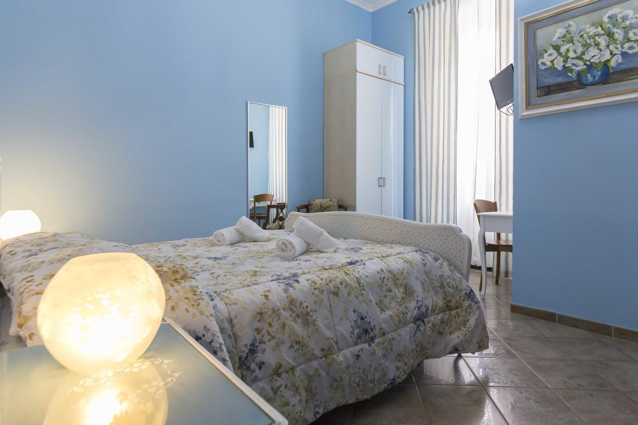 Albachiara Guest House ローマ エクステリア 写真