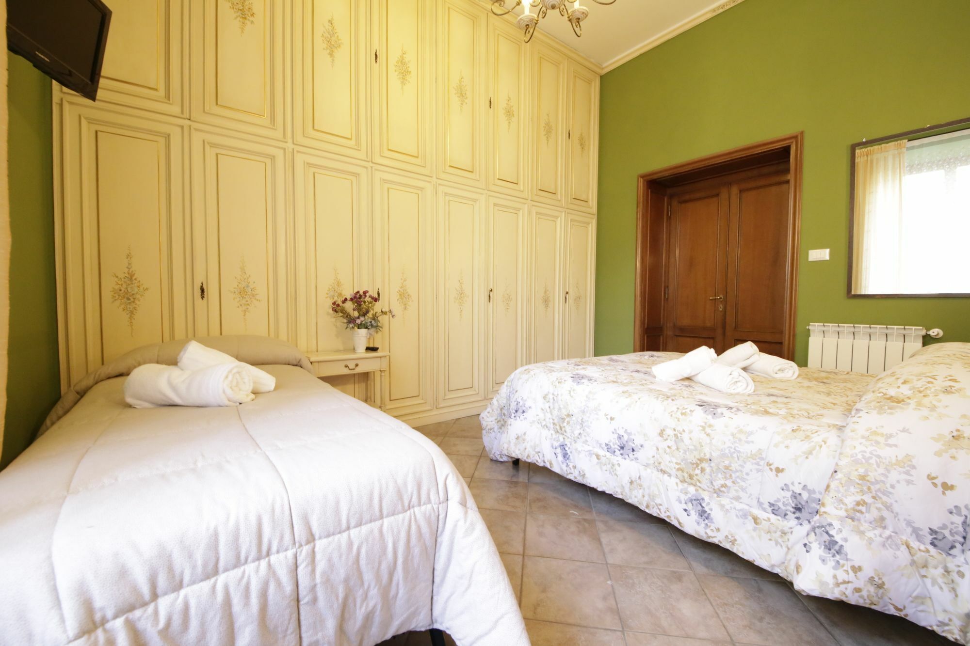 Albachiara Guest House ローマ エクステリア 写真